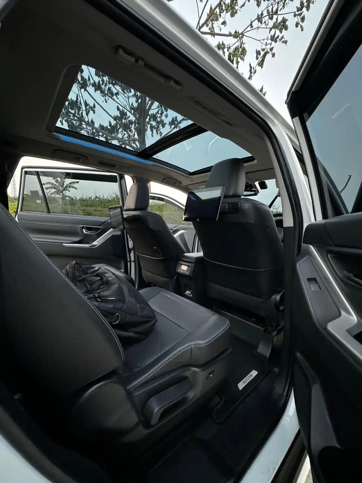 Foto asli Toyota Innova Zenix Q Family Transport